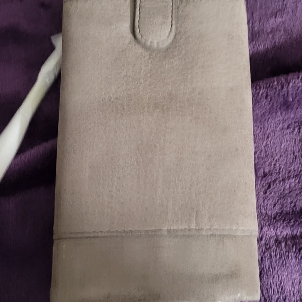 Hobo Wallet 100% Leather